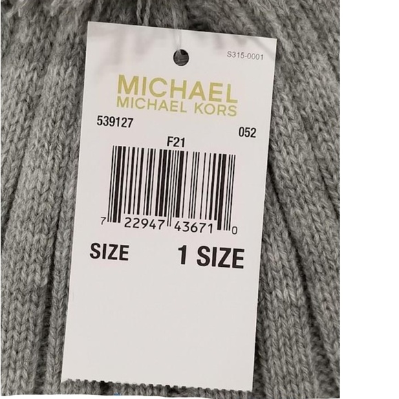 NWT -Michael Kors Grey Pom Pom Knit Beanie - Picture 10 of 11